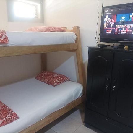 Hea Hospedaje Cerca Al Estadio Y La 70 Hotel Medellin Bagian luar foto