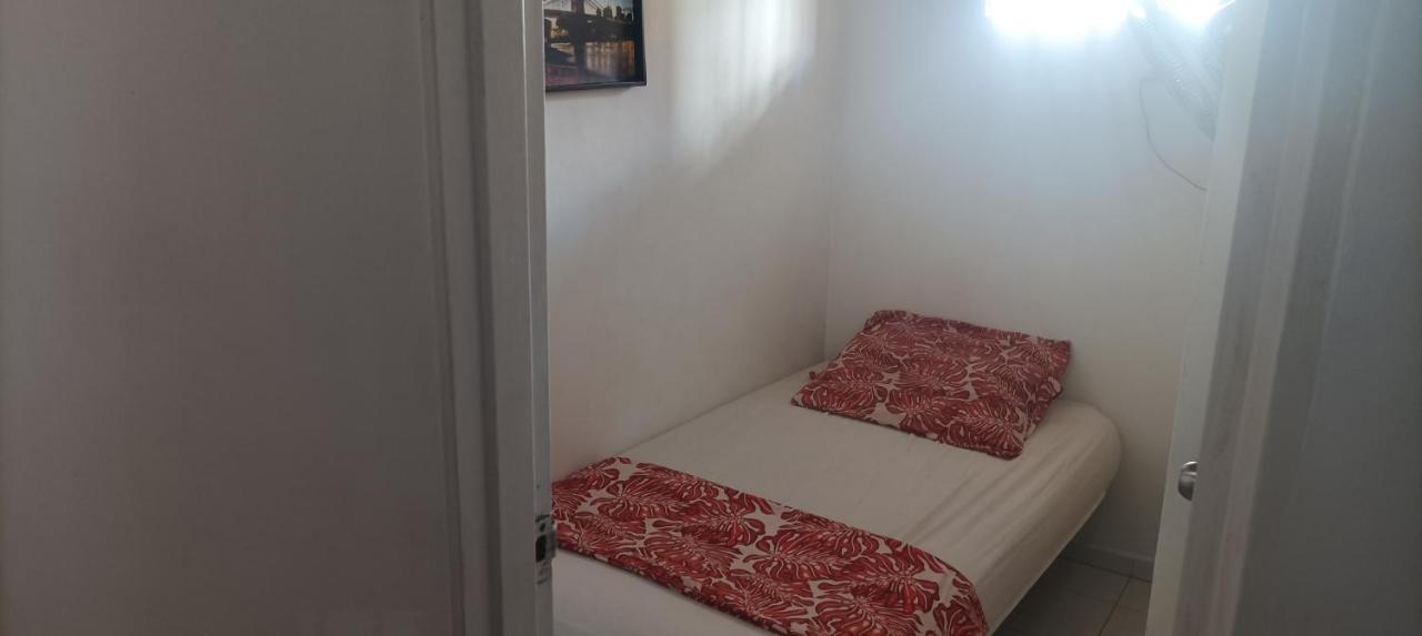Hea Hospedaje Cerca Al Estadio Y La 70 Hotel Medellin Bagian luar foto