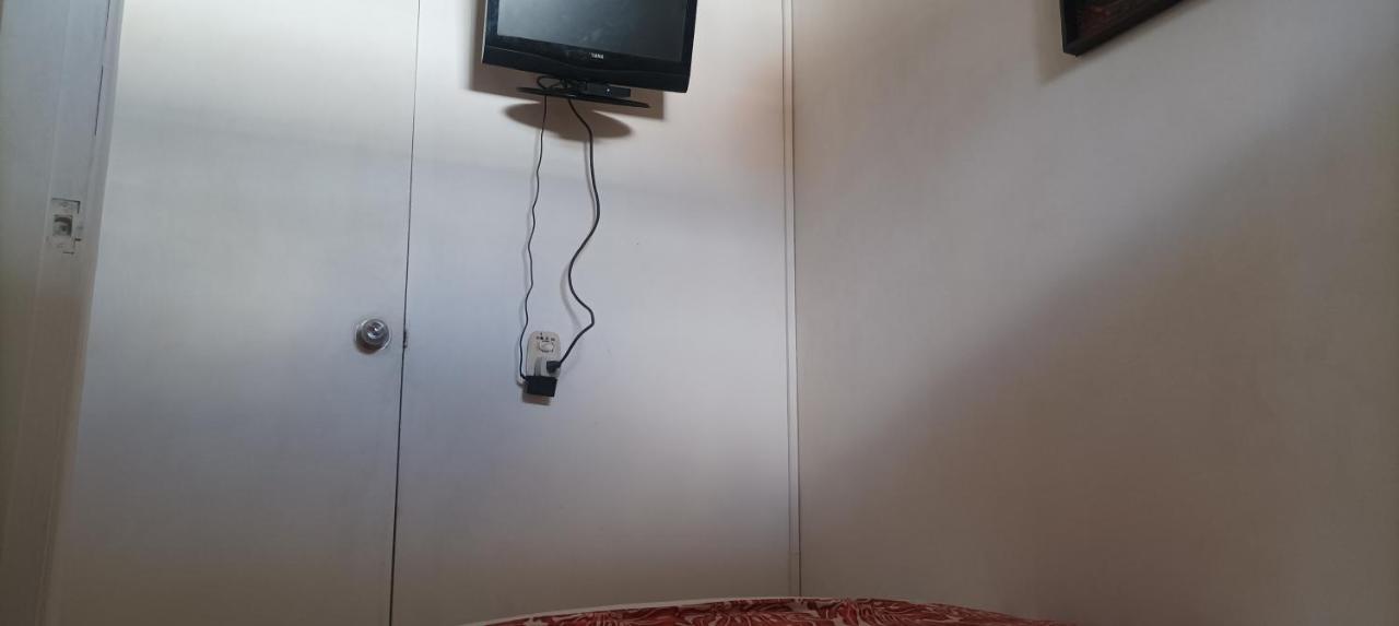 Hea Hospedaje Cerca Al Estadio Y La 70 Hotel Medellin Bagian luar foto