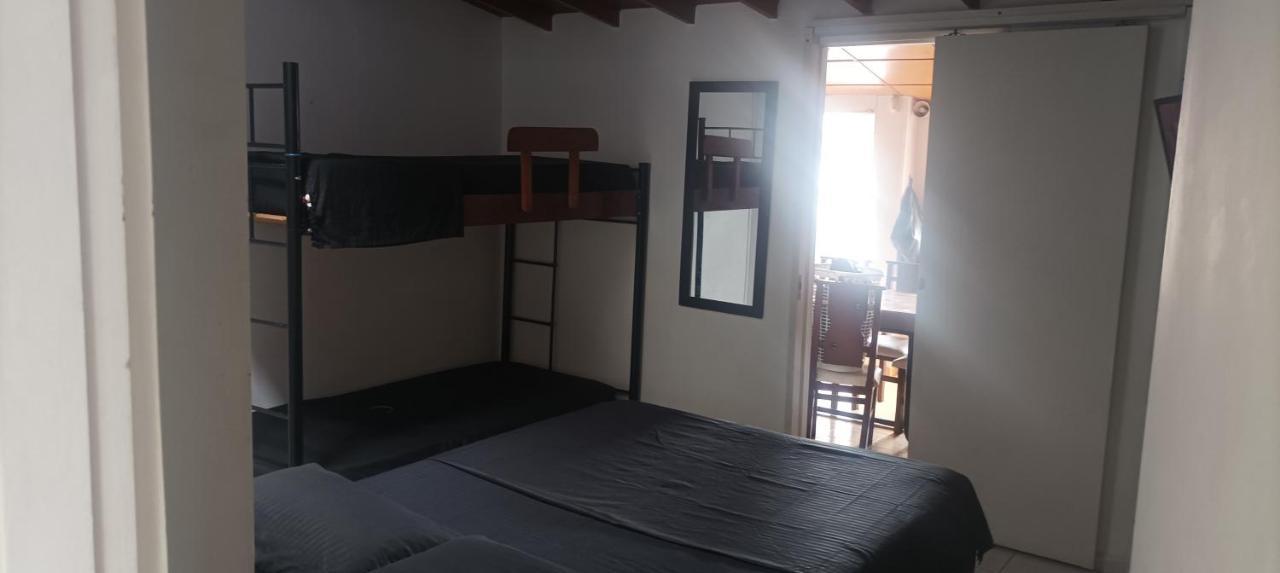 Hea Hospedaje Cerca Al Estadio Y La 70 Hotel Medellin Bagian luar foto